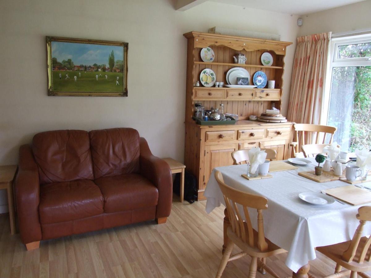 המפטון אין ארדן Gayton Bed & Breakfast מראה חיצוני תמונה